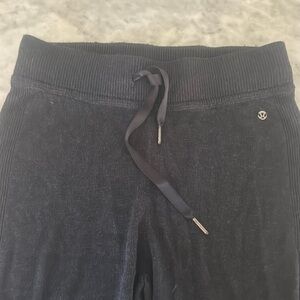 Lululemon sweater leggings charcoal gray